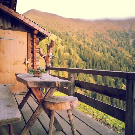 The Blue Eye Bed and Breakfast Vuthaj Esterno foto